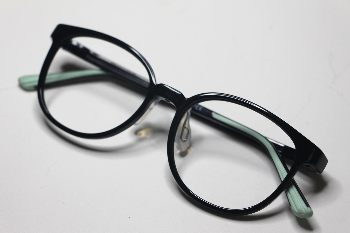 Improve eyes Rounded Black
