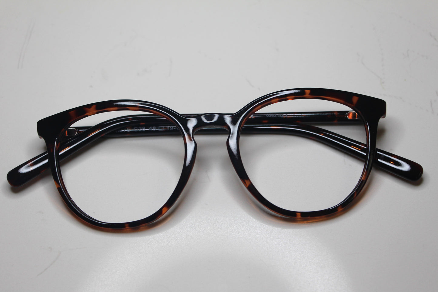 Opal Dark Leopard Print Round Frames (Kids – Unisex)