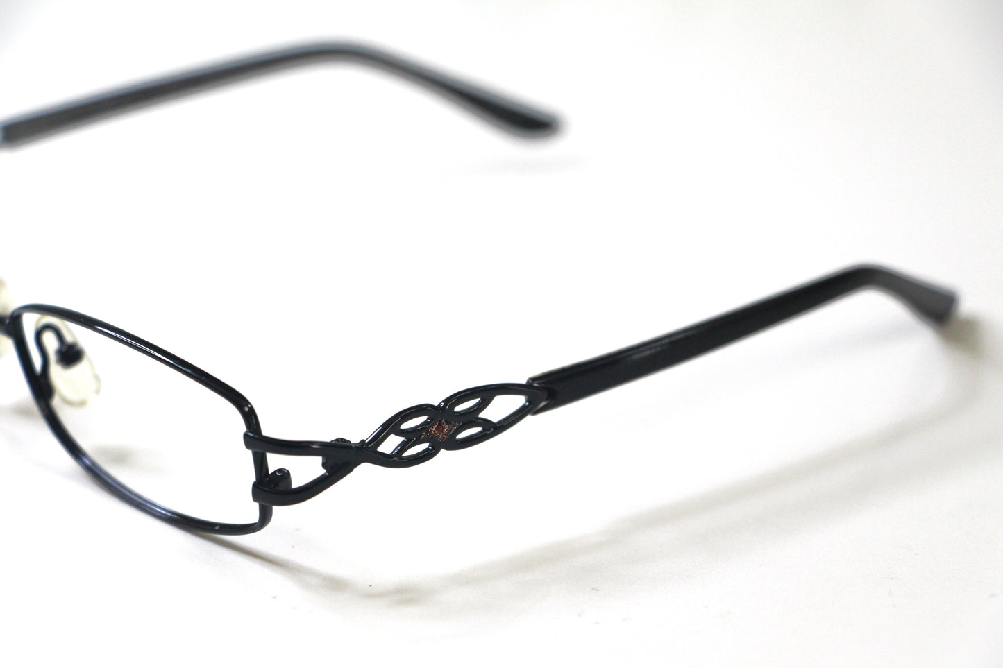 AB8245 Black